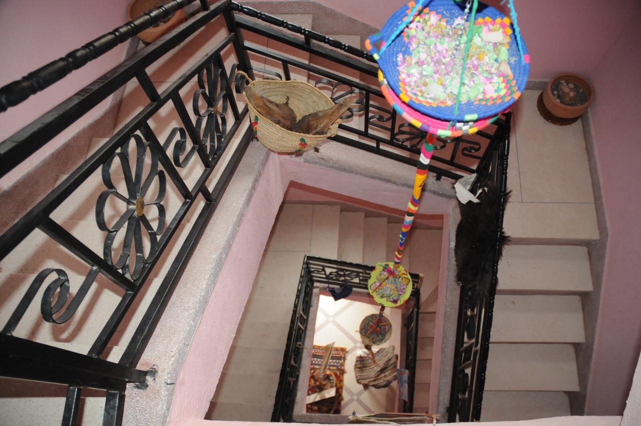 Auberge De La Jeunesse Tajda 外观 照片